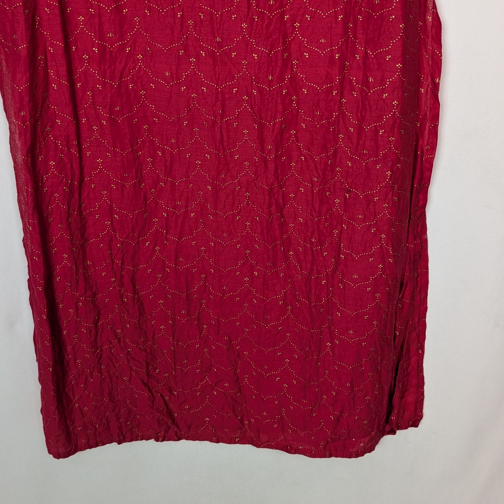 Red Sleeveless Dress - Picture 5 of 12